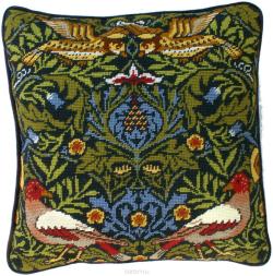Набор для вышивания подушки Bothy Threads "Птицы", 35,5 x 35,5 см